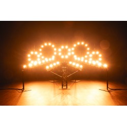 30787 Showtec Stage Blinder FLEX Blaze Single Pod da 100 W LED con effetto tungsteno RGB Blaze accecatore singolo KaotikaStore