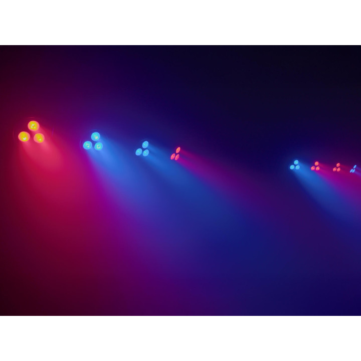 42109782 EUROLITE LED KLS-402 Compact Light Set AIR Bar 4 spot 4in1 QCL RGB/WW AirW wireless system con radiocomando e borsa