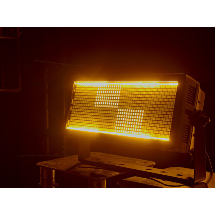EUROLITE Multiflood Pro IP SMD RGBW Strobe/Wash MK2 - KaotikaStore - 4026397755879