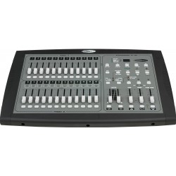 Showtec Showmaster 24 MKII Console dimming DMX a 24 canali