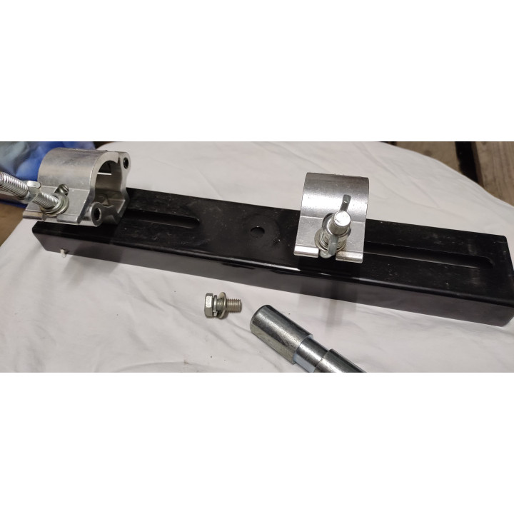 EUROLITE TAH-52 adattatore truss per struttura treppiede